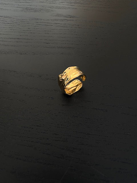 Bague dorée Ondula