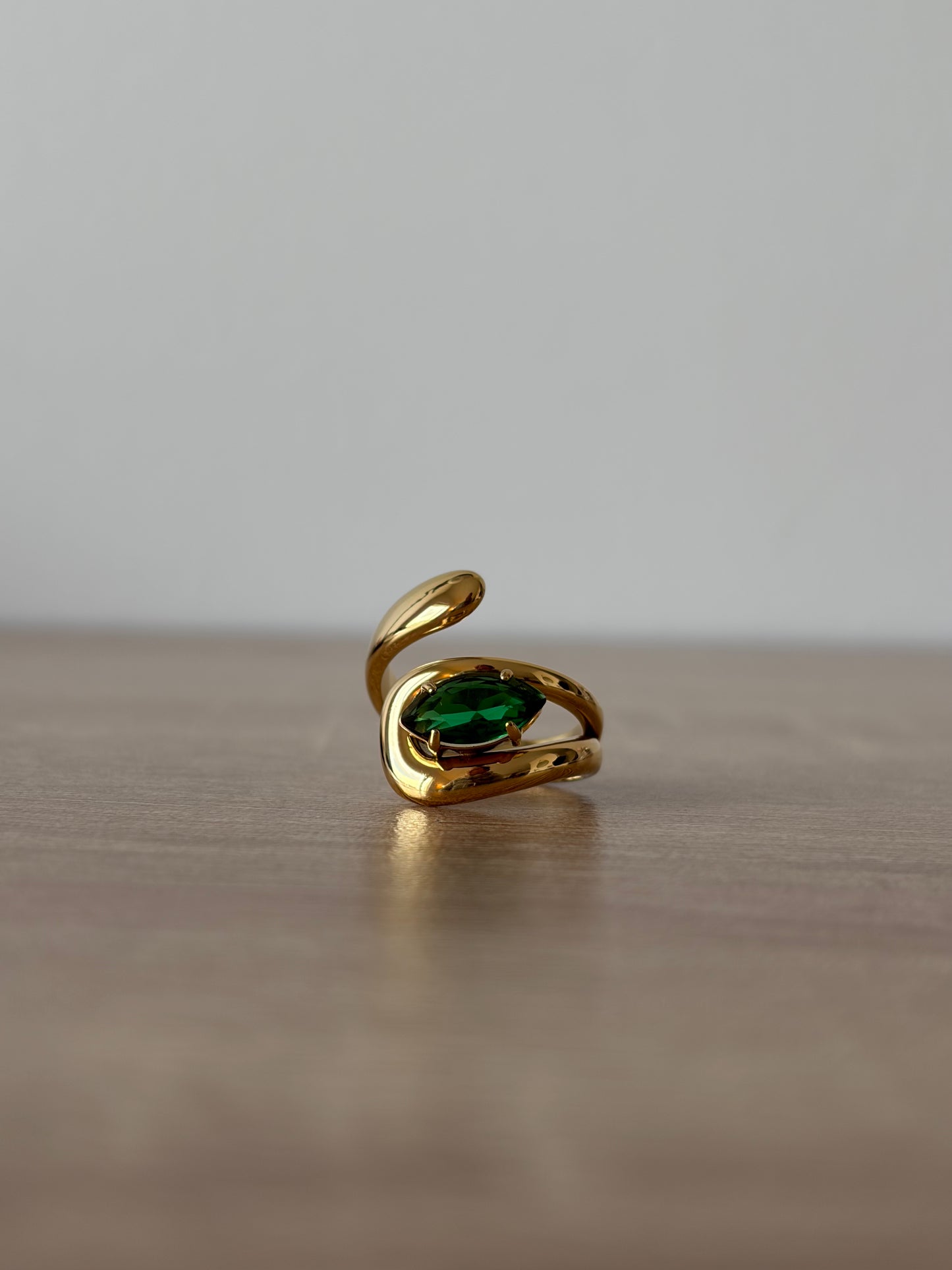Bague pierre verte Mariva