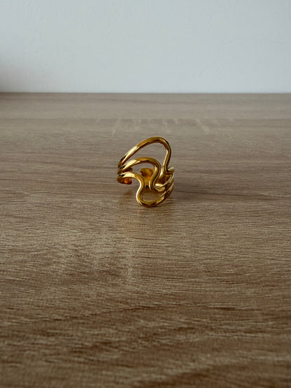 Bague dorée Onda