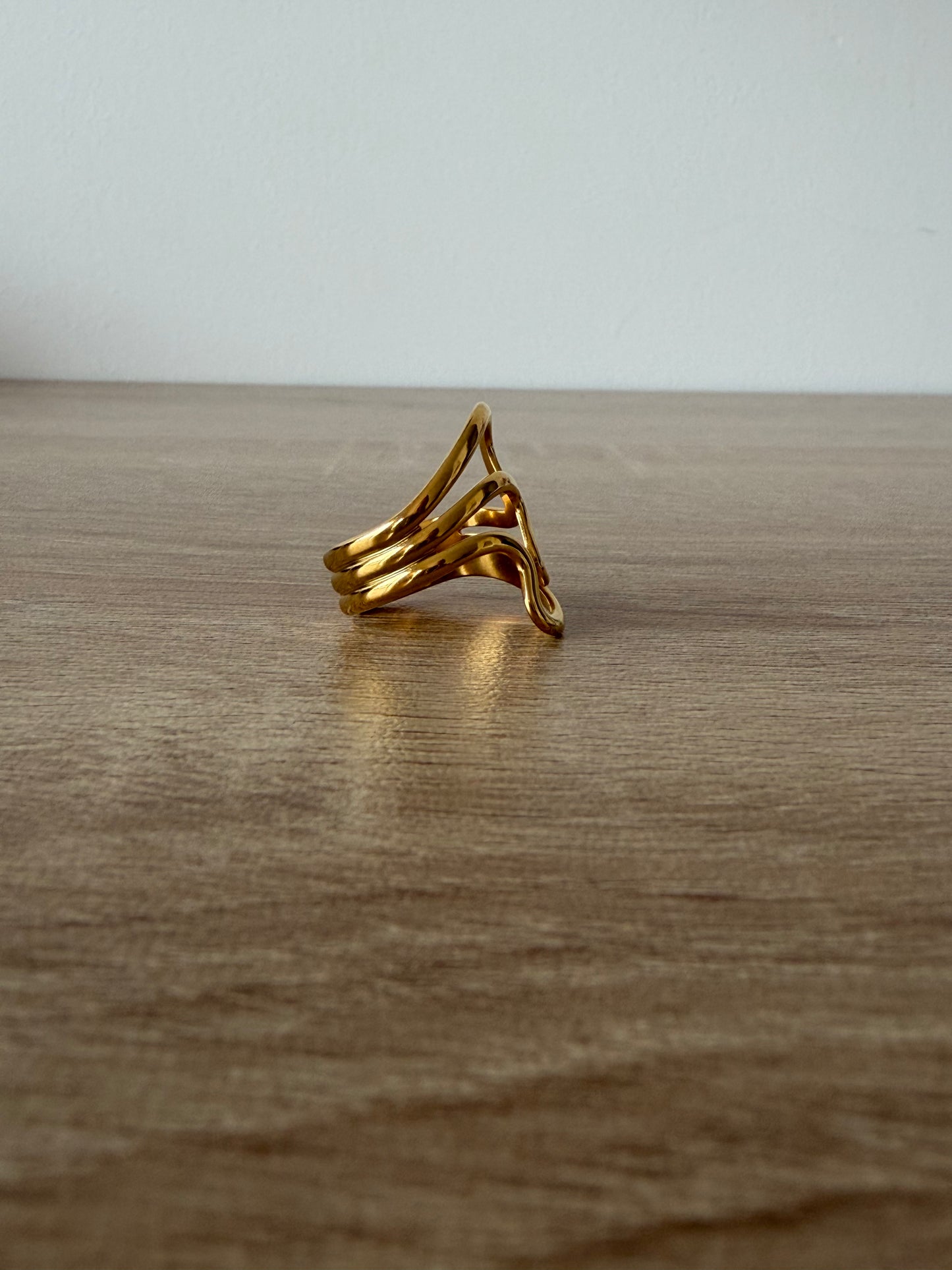 Bague dorée Onda