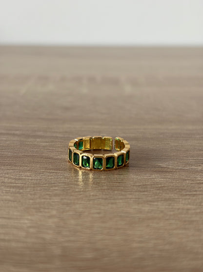 Bague dorée Emera